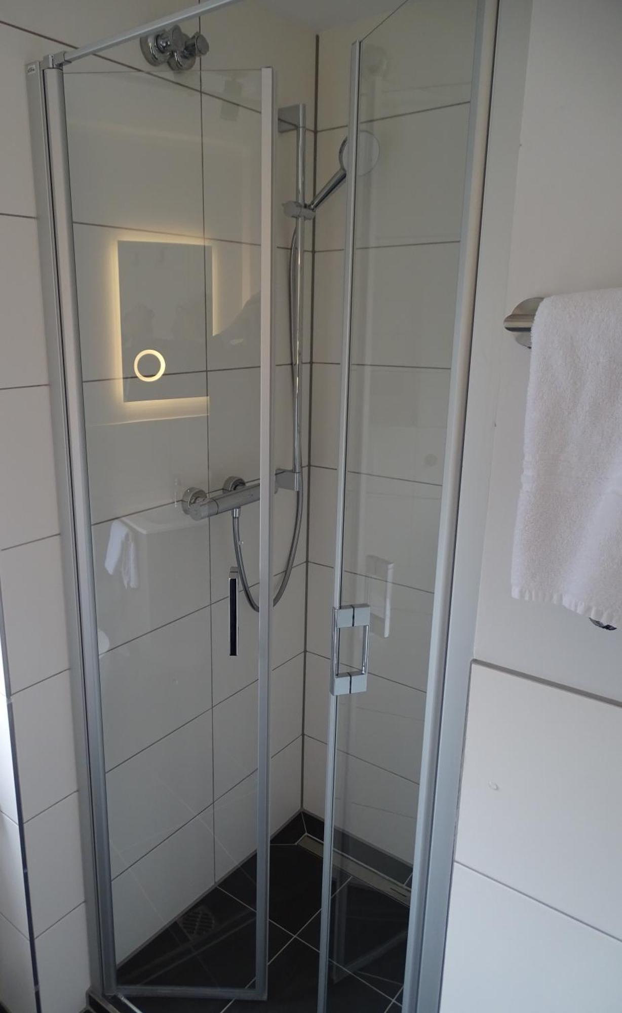 Hotel Zur Therme Westernkotten Екстериор снимка