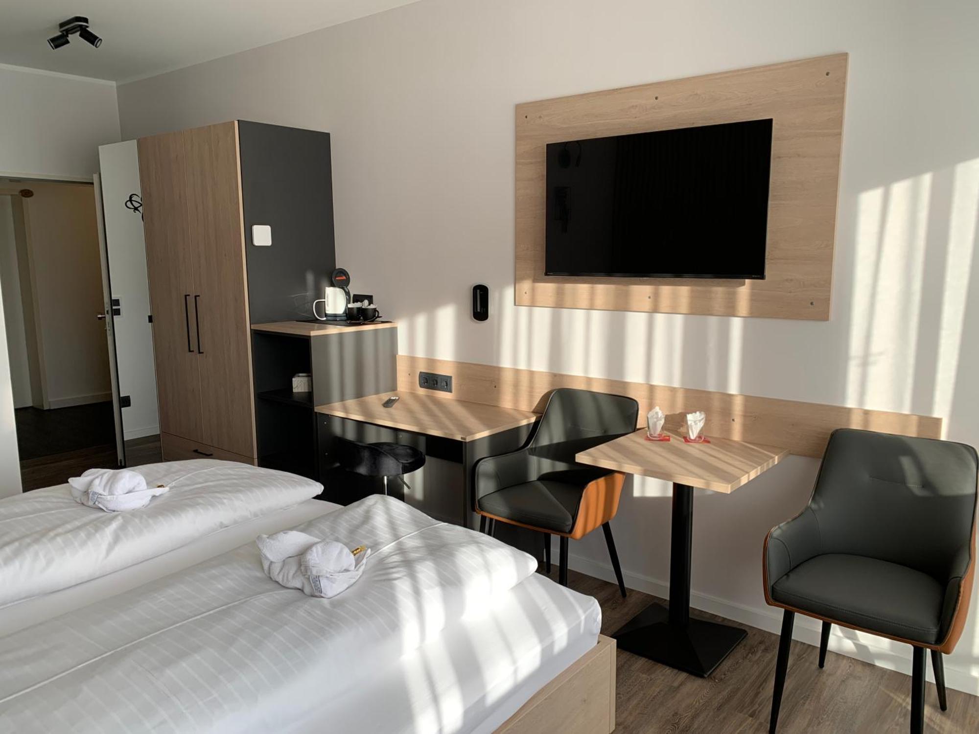 Hotel Zur Therme Westernkotten Екстериор снимка