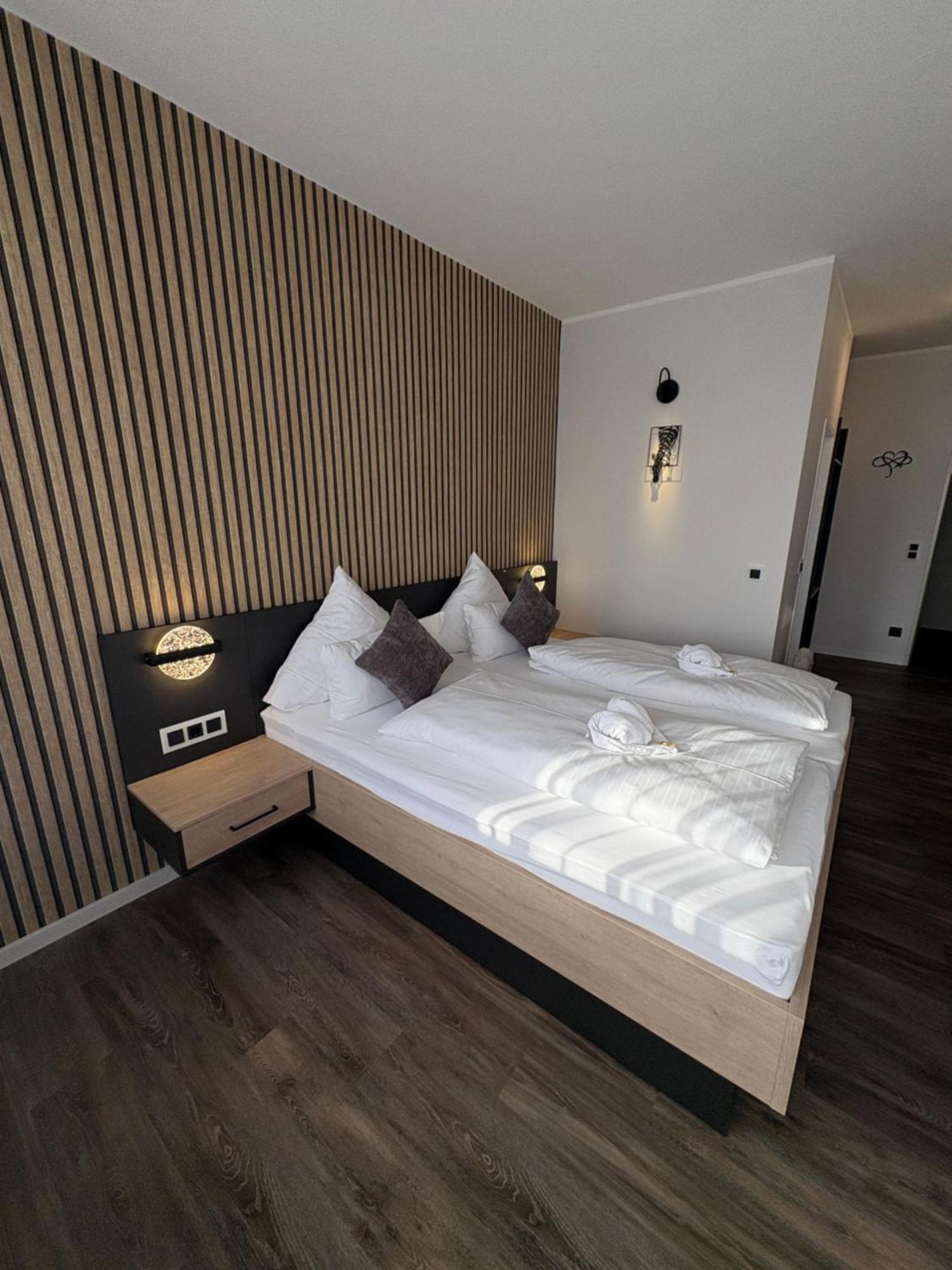 Hotel Zur Therme Westernkotten Екстериор снимка