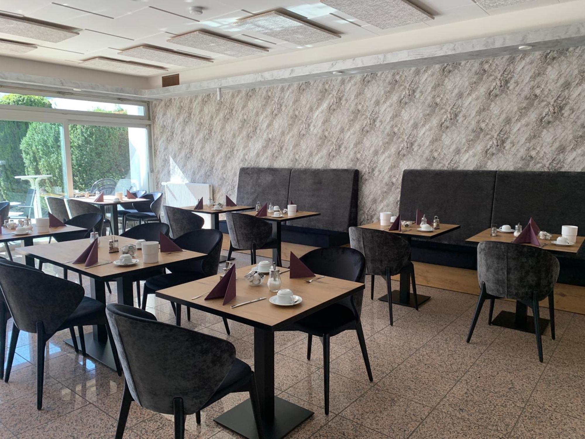 Hotel Zur Therme Westernkotten Екстериор снимка